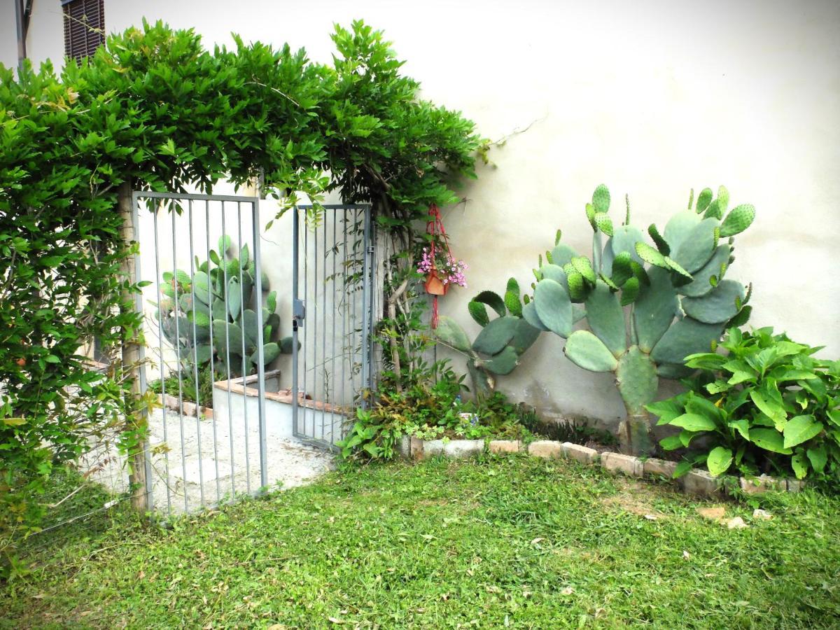 Vila La Cheta Monsagrati Exteriér fotografie
